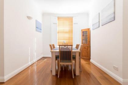 Beautiful Home in Camden with Garden - image 26
