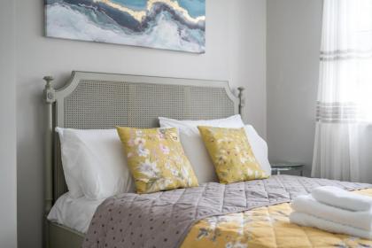 Cosy 3 Bed Home nr Canary Wharf - image 27