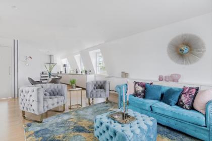 Stunning Covent Garden DREAM COME TRUE Super Quiet HOTEL Alike HOME - image 25