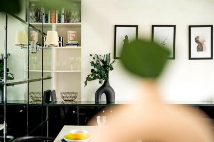 The Luxury 'Treehouse' - One bed Little Venice - image 25