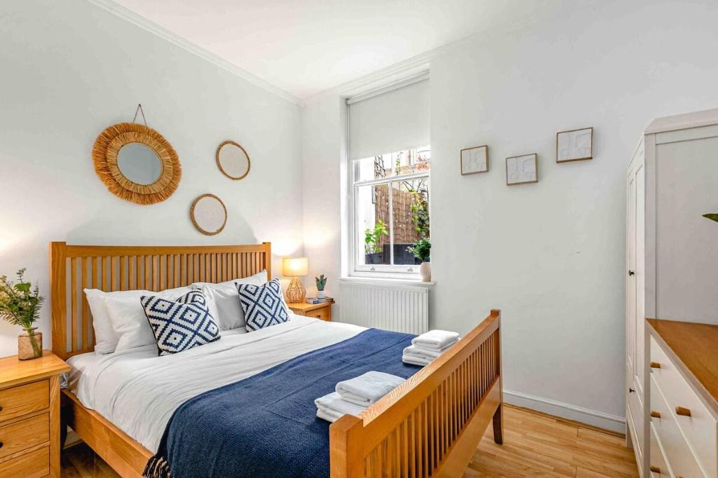 Cozy Covent Garden/Oxford Street apartment - main image