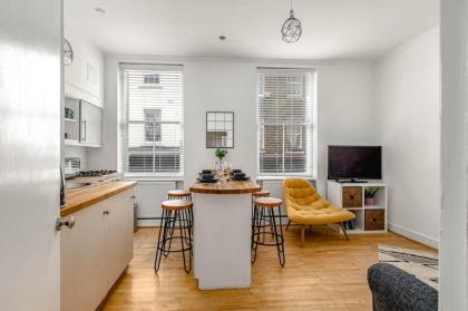 Cozy Covent Garden/Oxford Street apartment - image 13