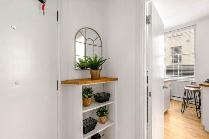 Cozy Covent Garden/Oxford Street apartment - image 4