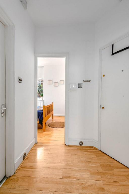 Cozy Covent Garden/Oxford Street apartment - image 5