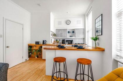 Cozy Covent Garden/Oxford Street apartment - image 8