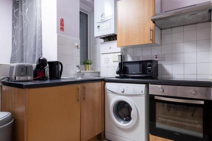 Charmstay Shepherds Bush - image 14
