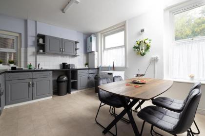 Charmstay Shepherds Bush - image 29