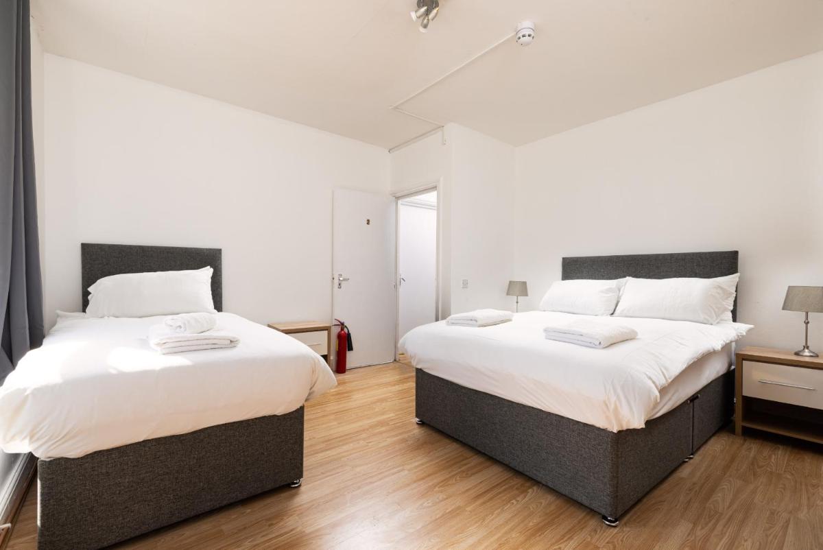 Charmstay Shepherds Bush - image 4