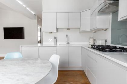 The Notting Hill Apartment - image 21