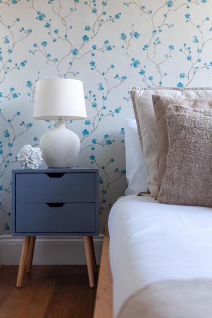 The South Hampstead Collection - image 21
