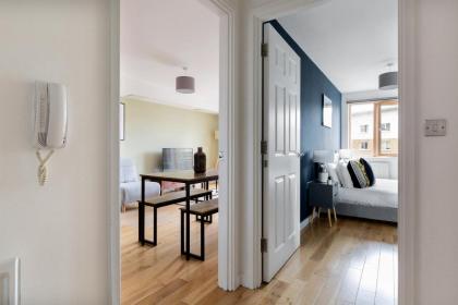 The Bow Apartment - image 26