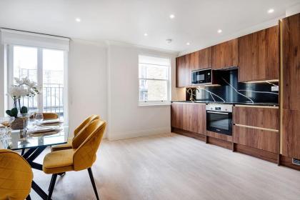 Marble Arch Suite 4-Hosted by Sweetstay - image 21