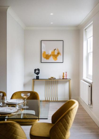 Marble Arch Suite 4-Hosted by Sweetstay - image 22