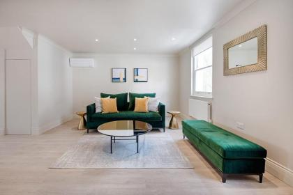 Marble Arch Suite 4-Hosted by Sweetstay - image 30