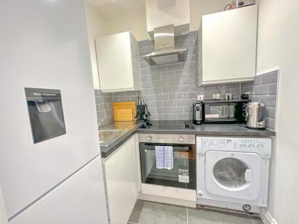 Parkway residences - image 23