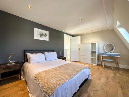 Parkway residences - image 30