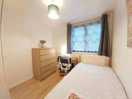 London Harford House rooms - image 21