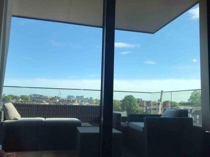 Luxury 1 bed in Soho House Building w pool gym - image 24