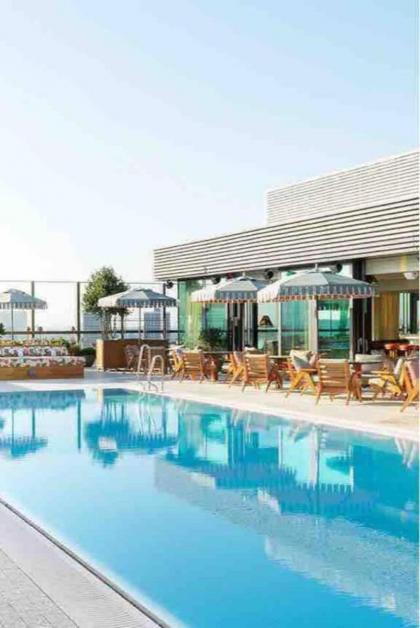 Luxury 1 bed in Soho House Building w pool gym - image 25