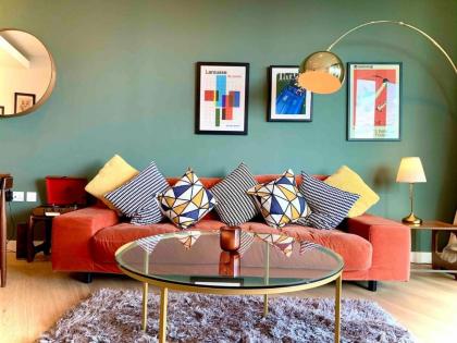 Luxury 1 bed in Soho House Building w pool gym - image 28