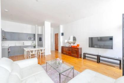 Chic 2BD Flat - 5 Minutes from Marylebone - image 23