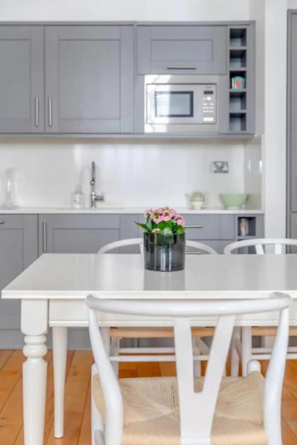 Chic 2BD Flat - 5 Minutes from Marylebone - image 27