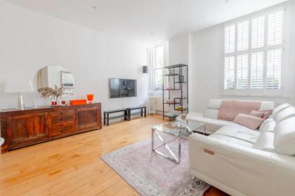 Chic 2BD Flat - 5 Minutes from Marylebone - image 29