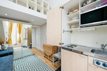 Studio in Notting Hill - image 11