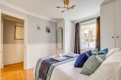 Luxury 1 Bed Apartment in East London - image 23