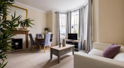 The Abbey Road Apartments - image 29