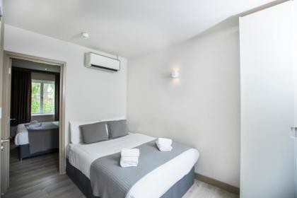 Arch Apartment - image 23