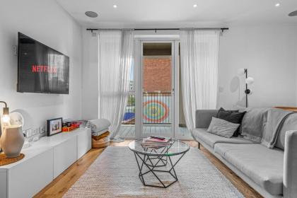 Londwell Heart of Notting Hill Balcony Suite Luxury - image 21