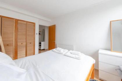Central 2BD Flat with Balcony - Shoreditch - image 24