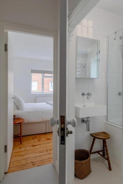 Bright 2BD Flat - 4 min walk to Hampstead Heath - image 25