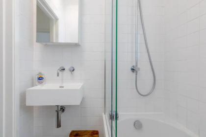 Bright 2BD Flat - 4 min walk to Hampstead Heath - image 26
