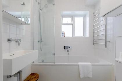 Bright 2BD Flat - 4 min walk to Hampstead Heath - image 27