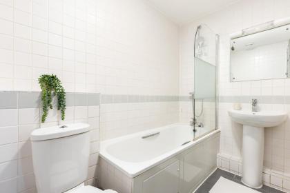 The Highbury Collection - image 21