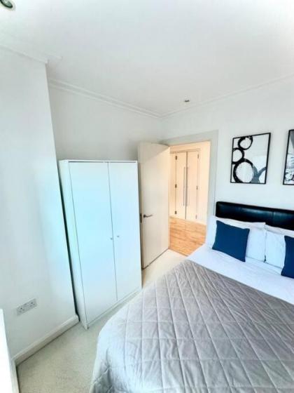 Spacious Two Bedroom Apartment - image 28