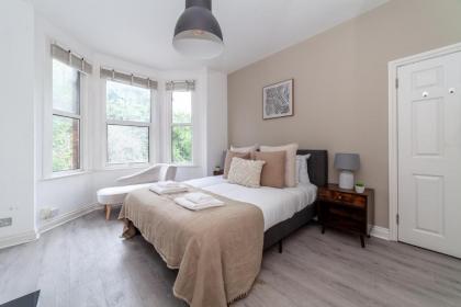 The Harlesden Villas - image 22