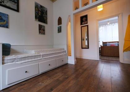Adorable Apartment in The Heart of Primrose Hill - image 26
