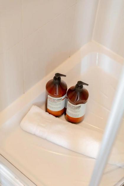 Incredibly Located Studio Flat - Camden Town - image 27