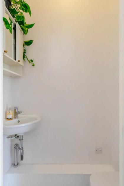 Incredibly Located Studio Flat - Camden Town - image 28
