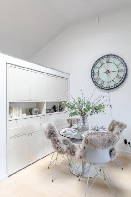 Stylish 1BD Flat 5 Mins to Harrods- Knightsbridge - image 21