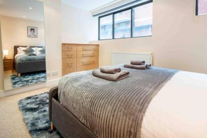 Stunning 3-Bed House in central London - image 22