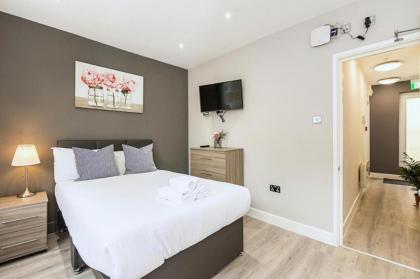 Quality Spitalfields Accommodations - image 21