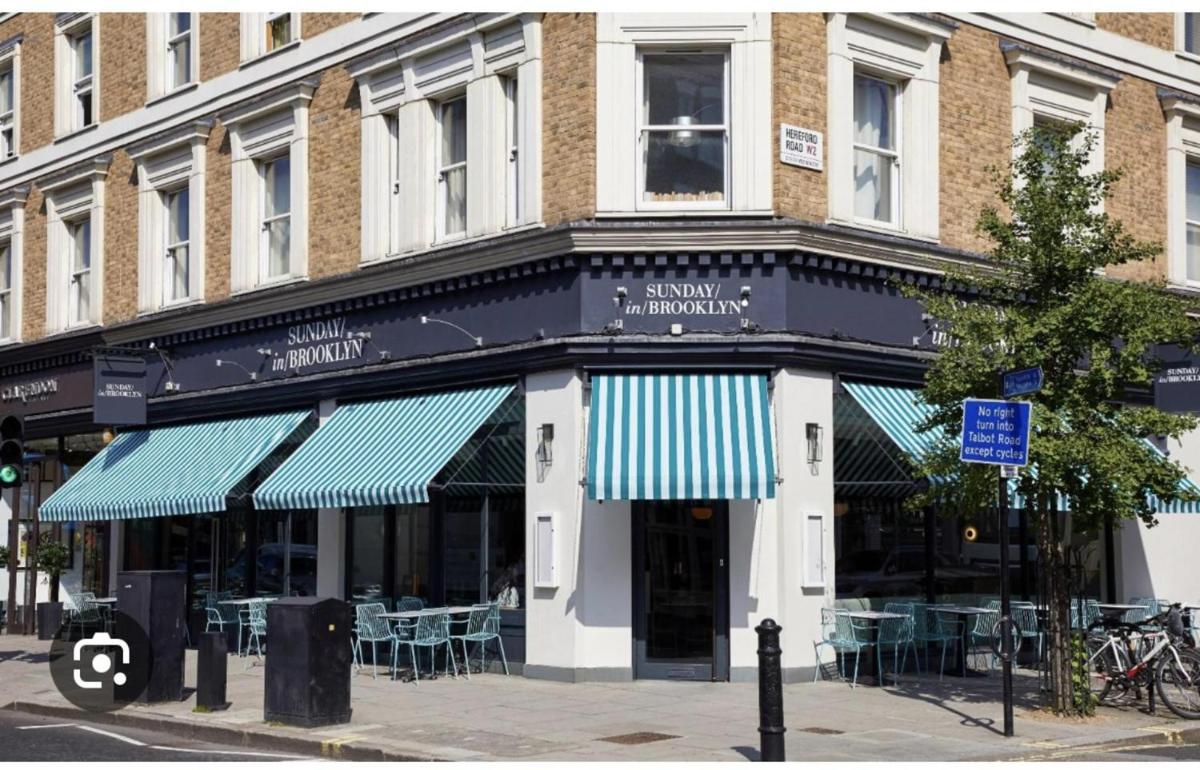 3 bdrm Notting Hill Mews house - 2 balconies - image 5