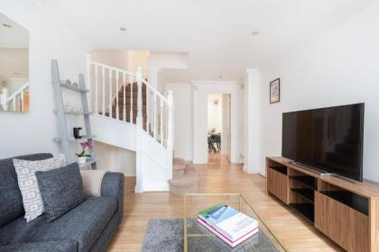 Islington & Townhouse in Barbican - City Apartment - image 7