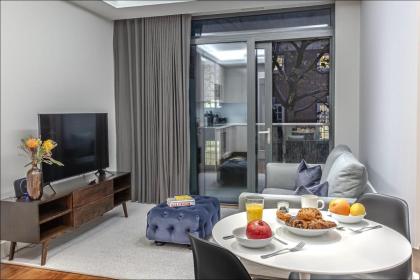 Grays Inn by Q Apartments - image 21