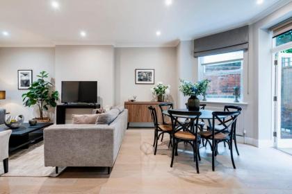 Hampstead Garden Flat-Hosted by Sweetstay - image 26