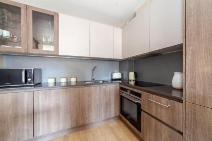 The Ravenscourt Park Collection - image 22